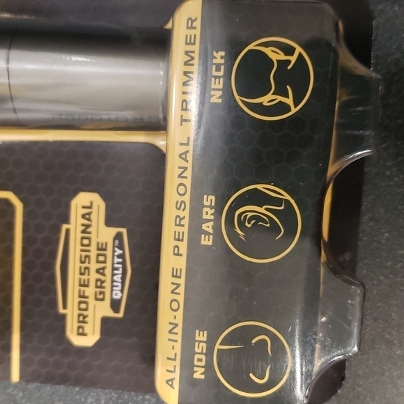 Mens Grooming Precision Hair Trimmer LED Light - Picture 3 of 4